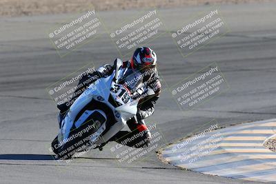 media/Jan-08-2022-SoCal Trackdays (Sat) [[1ec2777125]]/Turn 10 (2pm)/